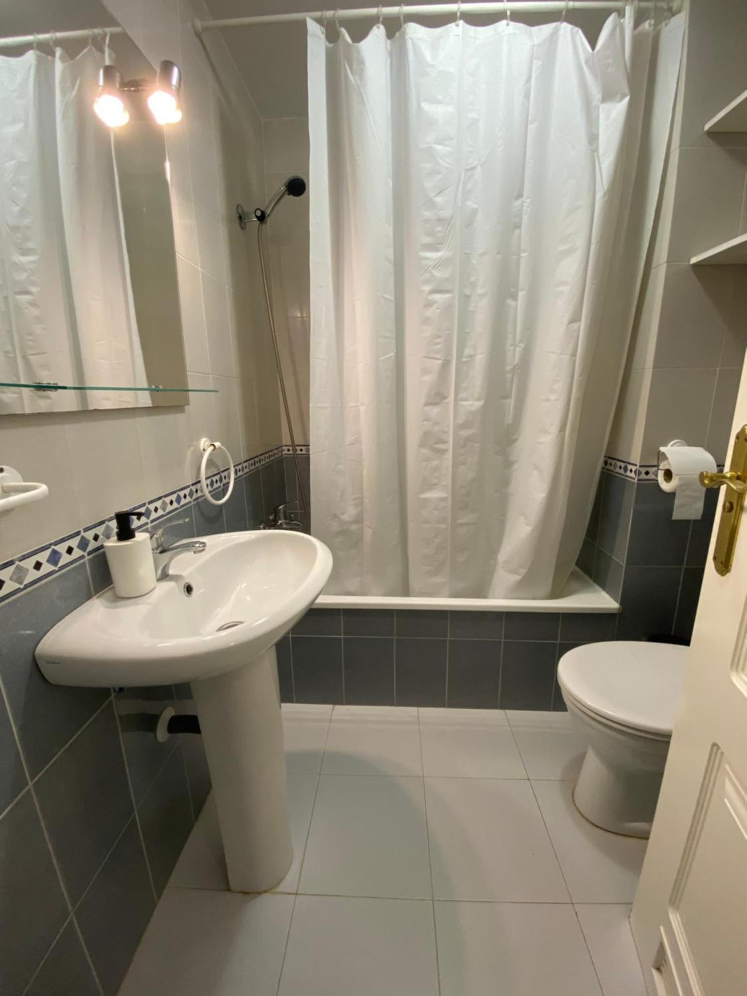 Apartamento En Punta Candor Рота Екстериор снимка
